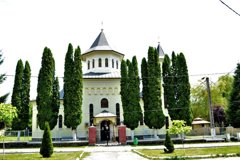 biserica adventista de ziua a saptea otelu rosu