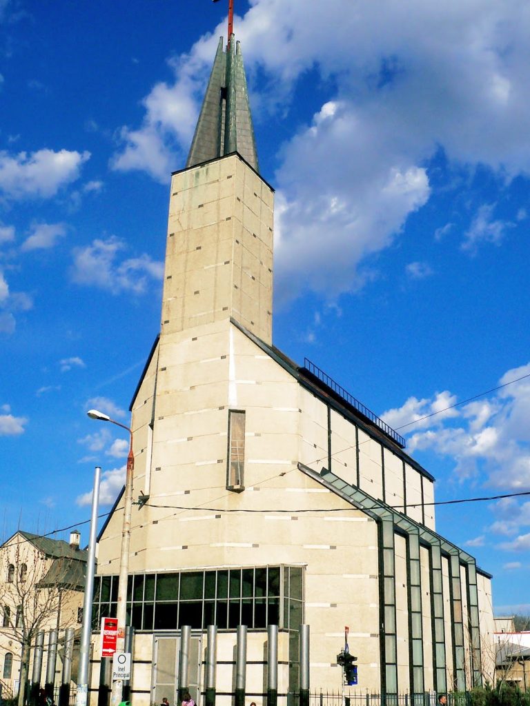 biserica greco catolica sfanta cruce