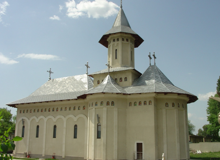 Biserica Militară Sf. Gheorghe și Eroii Neamului 1 biserica militara sf gheorghe si eroii neamului