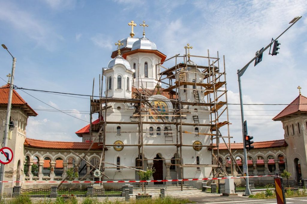 biserica ortodoxa salonta 2