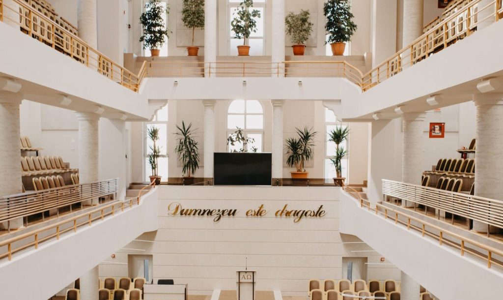 biserica penticostala nr 1 emanuel