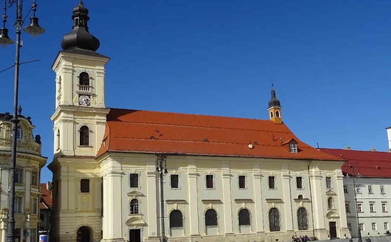 Biserica Romano-Catolică "Sfânta Treime" 1 biserica romano catolica sfanta treime 1