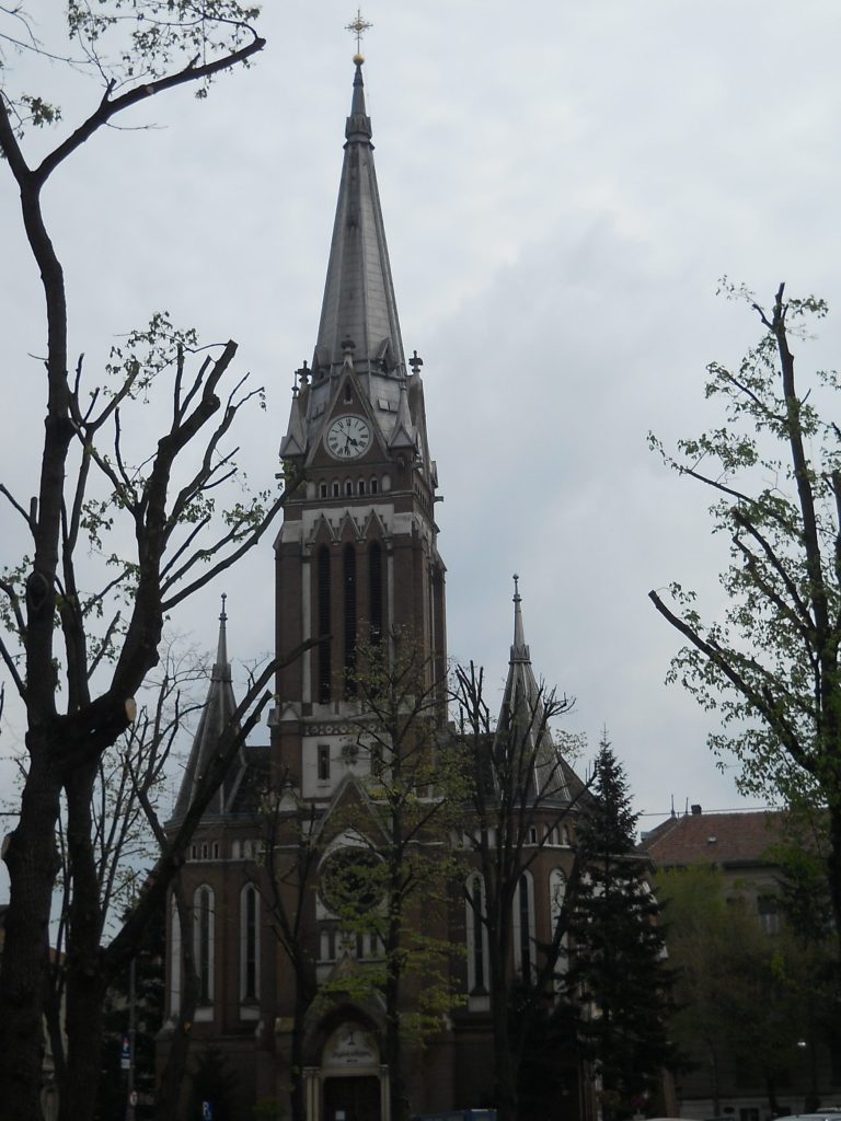 biserica rosie