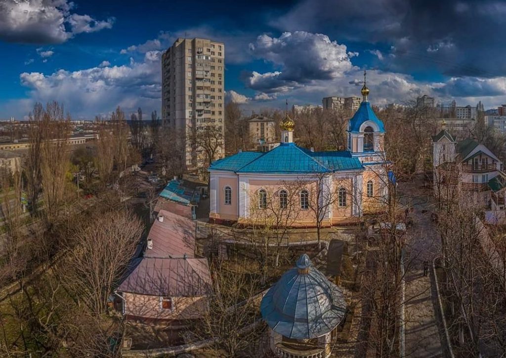 Biserica "Sfânta Treime" 1 biserica sfanta treime 2