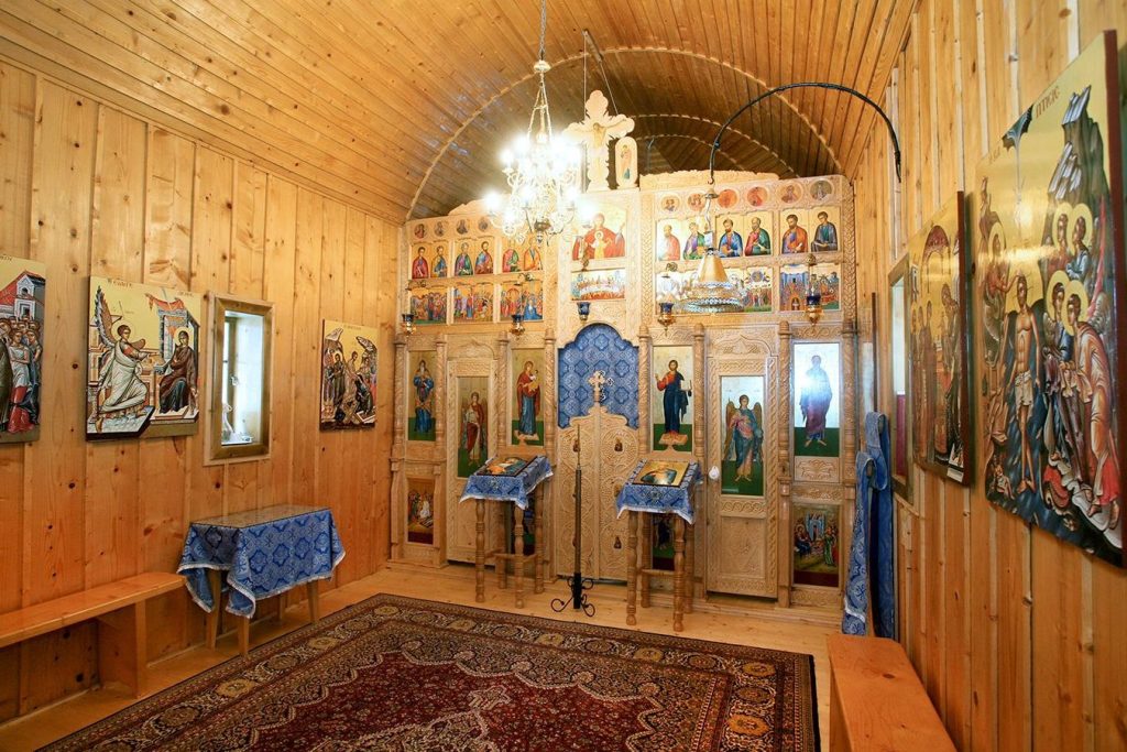 biserica sfantul ioan evanghelistul