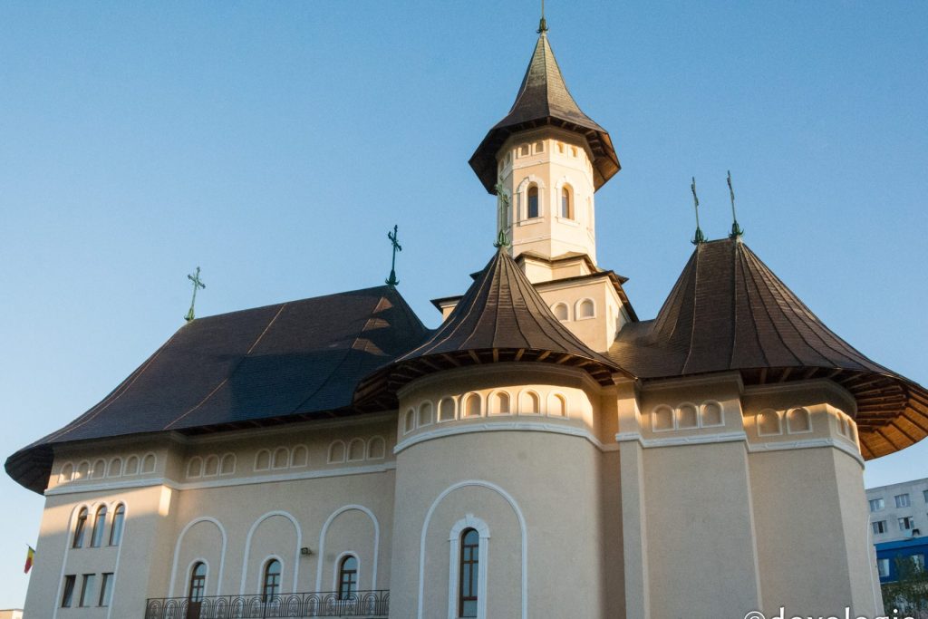 biserica sfantul toma