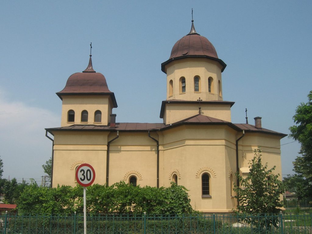 biserica sfintii arhangheli mihail si gavriil 5