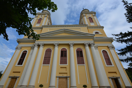 Biserica Reformată II Două turnuri