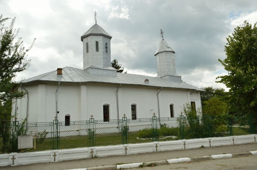 Biserica „Schimbarea la Față” din Moreni