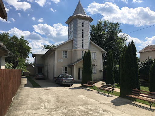 Biserica Adventistă de Ziua a Șaptea Găești