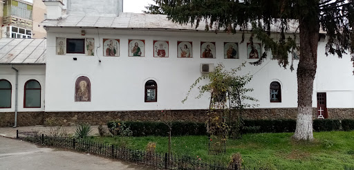 Biserică