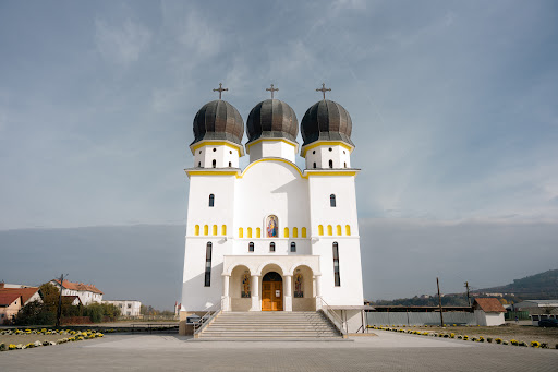 Biserica Ortodoxă Nașterea Maicii Domnului