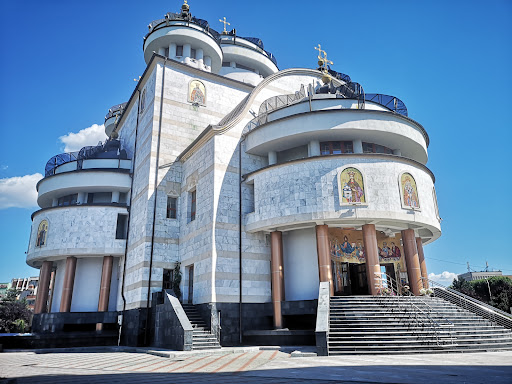 Catedrala Sfinții Apostoli Petru și Pavel