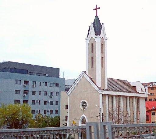 Biserica Sfinții Petru și Paul