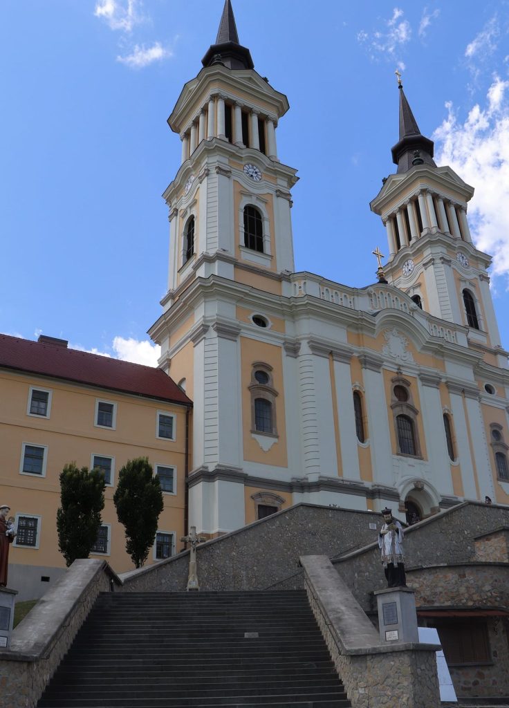 manastirea romano catolica sfanta maria