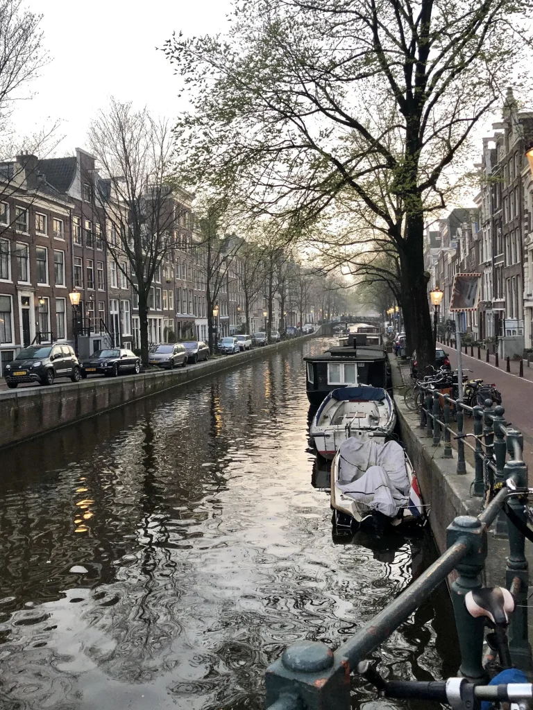 river hit centrum